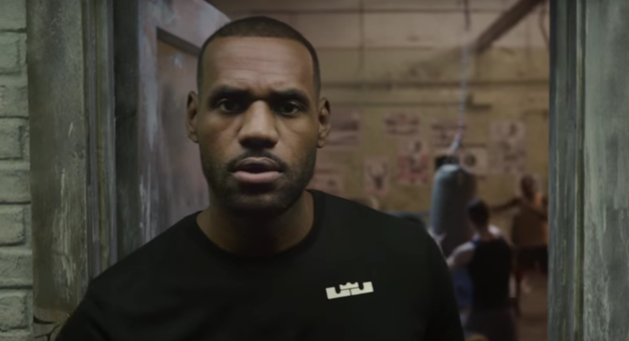 LeBron James teams with Samsung for VR play