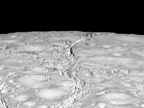 Cassini to make final close pass of Enceladus