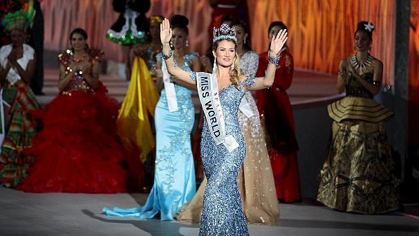 Sofia Vergara lends support to Miss Colombia after Miss Universe blunder