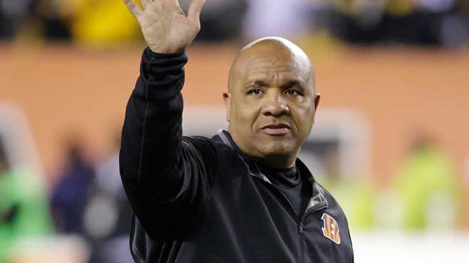 Hue Jackson Considered Frontrunner For 49ers' Job