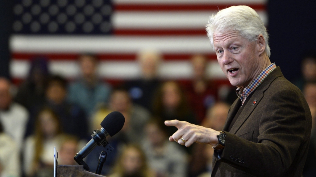 Bill Clinton has made his first solo appearance for his wife Hillary s presidential campaign