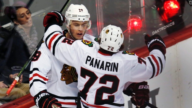 Jonathan Toews Artemi Panarin