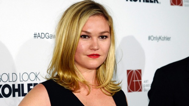 Julia Stiles