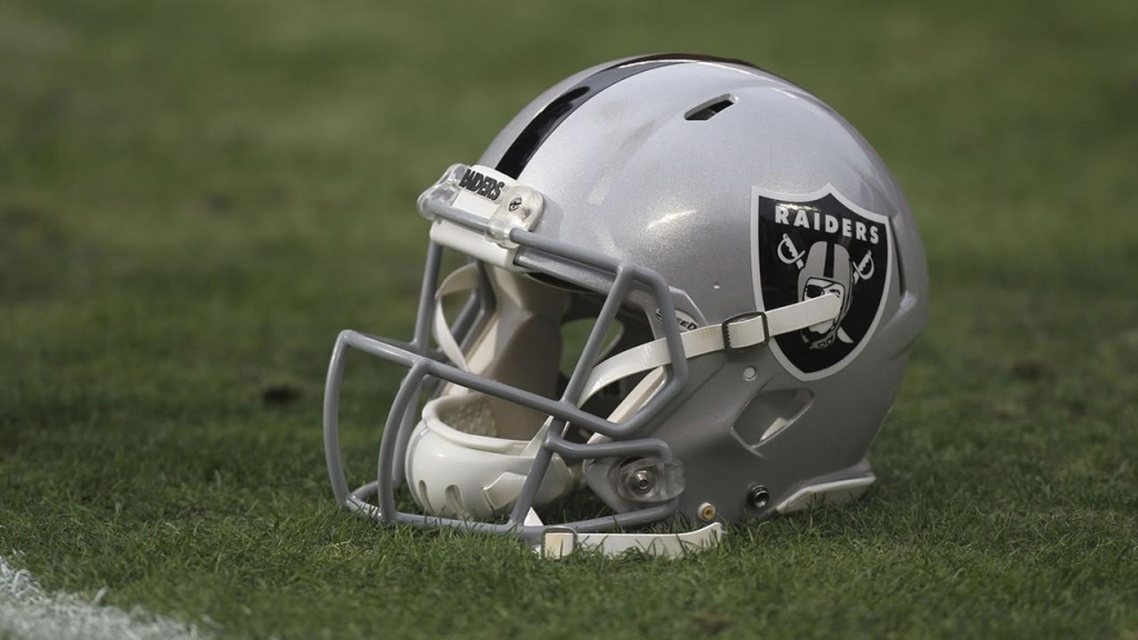 Oakland Raiders helmet