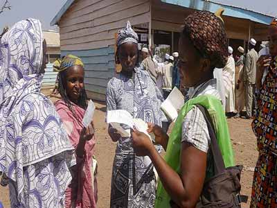 Christians and Muslims go to the polls in CAR