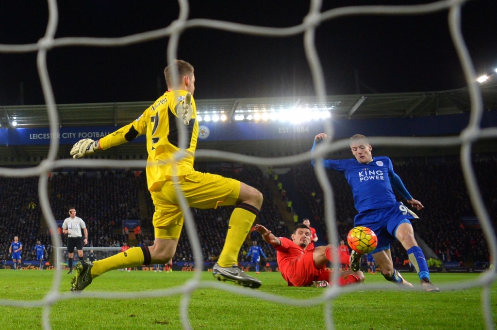 Vardy keeps Leicester’s Premier League title charge rolling