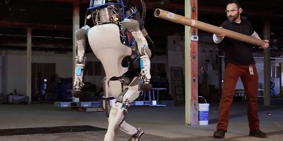 Boston Dynamics Reveals Its Crazy Next-Gen Atlas Robot [Video]