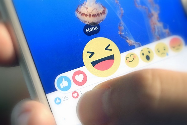 How Facebook's new 'reactions' buttons will change your Facebook experience