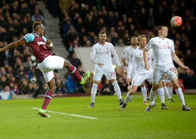 Michail Antonio scores West Ham