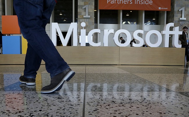 Microsoft Beats On Strong Cloud Revenue With $25.7B Revenue, $0.78 EPS