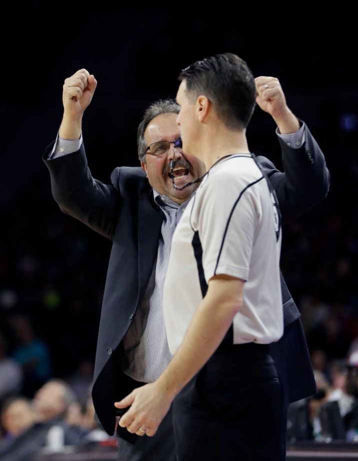 Detroit Pistons head coach Stan Van Gundy left argues a call with referee Pat Fraher during the first half of an NBA basketball game against the New Orleans Pelicans Sunday Feb. 21 2016 in Auburn Hills Mich