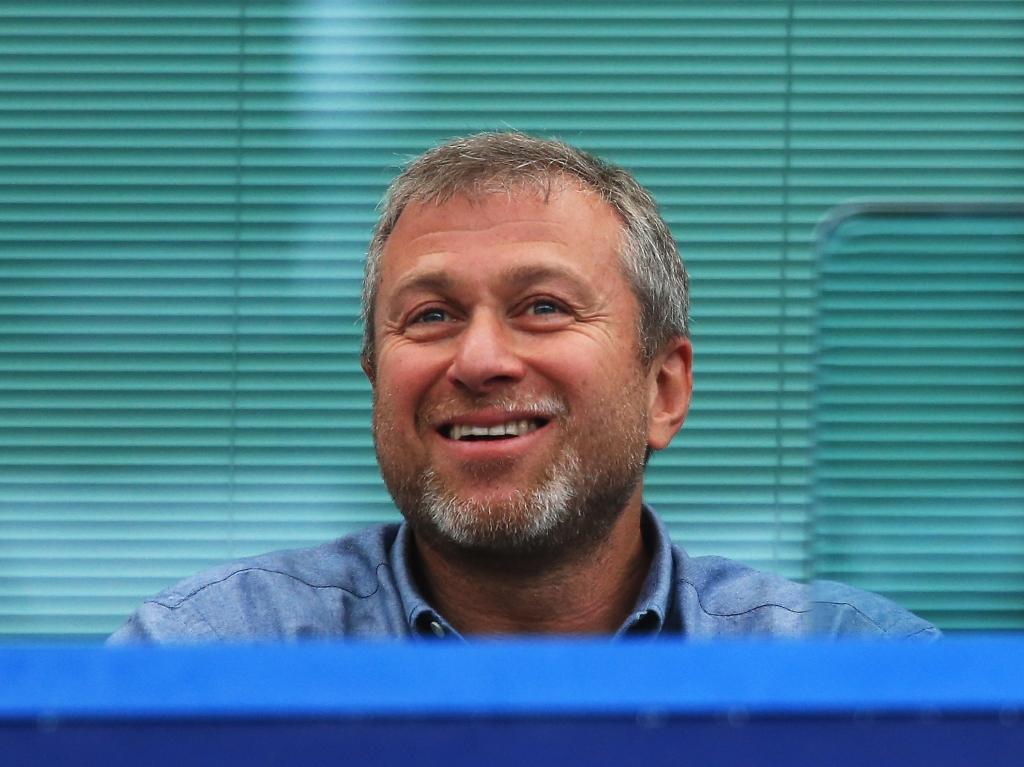 Chelsea transfer news Abramovich working on £85m buy £130m kitty available winger wants to join