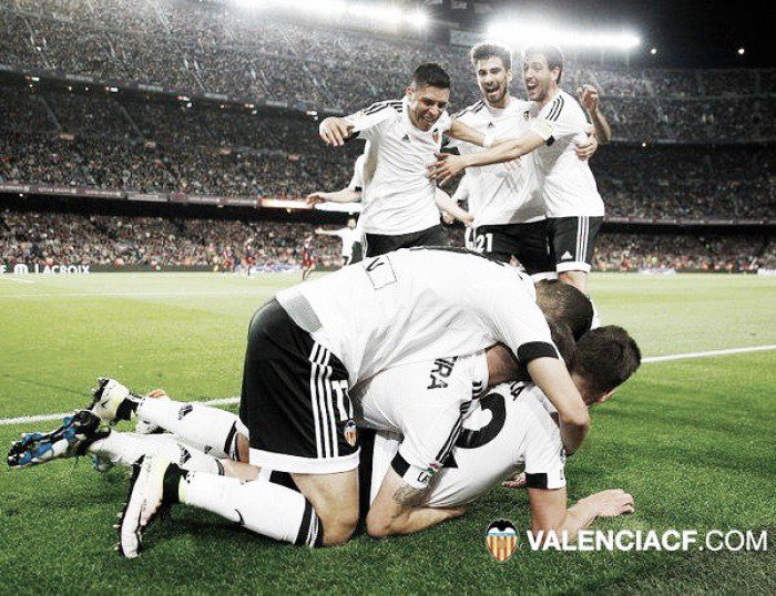 FC Barcelona 1-2 Valencia CF Blaugrana suffer fourth successive loss