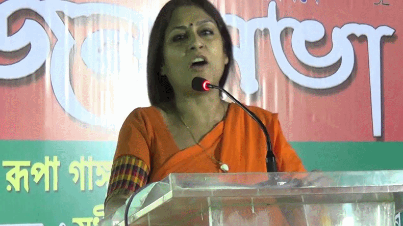 Roopa Ganguly BJP West Bengal Kolkata Kakdwip Diamond Harbour West Bengal's South 24 Parganas Roopa Ganguly attacked Roopa Ganguly attacked by unknown men