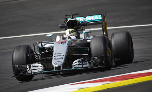 Hamilton finds enough dry surface to earn Austrian GP pole