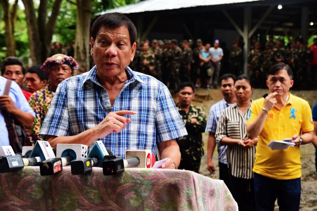 DEADLINE. President Rodrigo R. Duterte announces during his visit at Camp Morgia in Doña Andrea Asuncion Davao del Norte on Friday