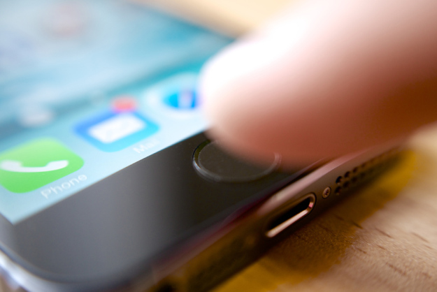 Apple Planning On Replacing The Home Button With Touch Sensor