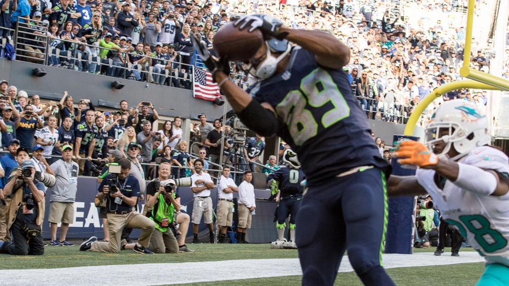 Seattle 12 Miami 10: Russell Wilson leads 'Hawks to last-minute win