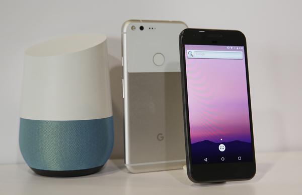 Google takes on Apple with AI-powered 'Pixel' phone