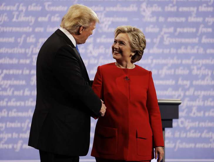 Next debate prep: Clinton's light schedule, Trump stays on trail