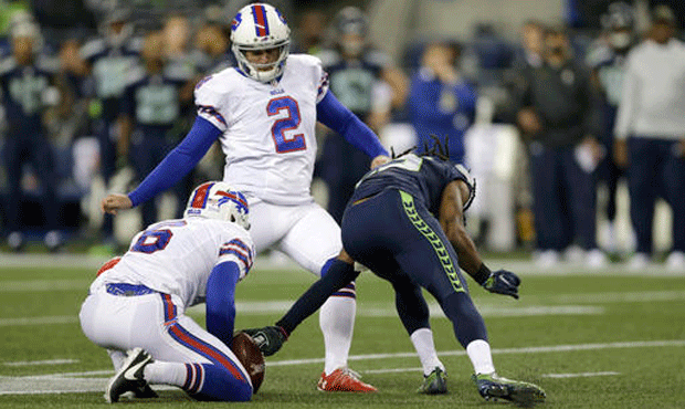 Graham catches 2 TDs, Seattle Seahawks hold off Buffalo Bills 31-25