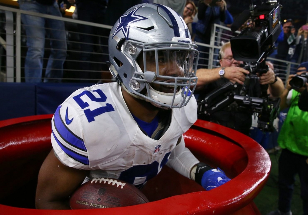 Cowboys Headlines- With Touchdown Celebration Ezekiel Elliott Sparks Salvation Army Donations 1