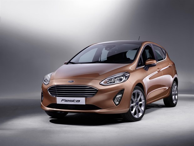 FORD_FIESTA2016_TITANIUM_34_FRONT_01