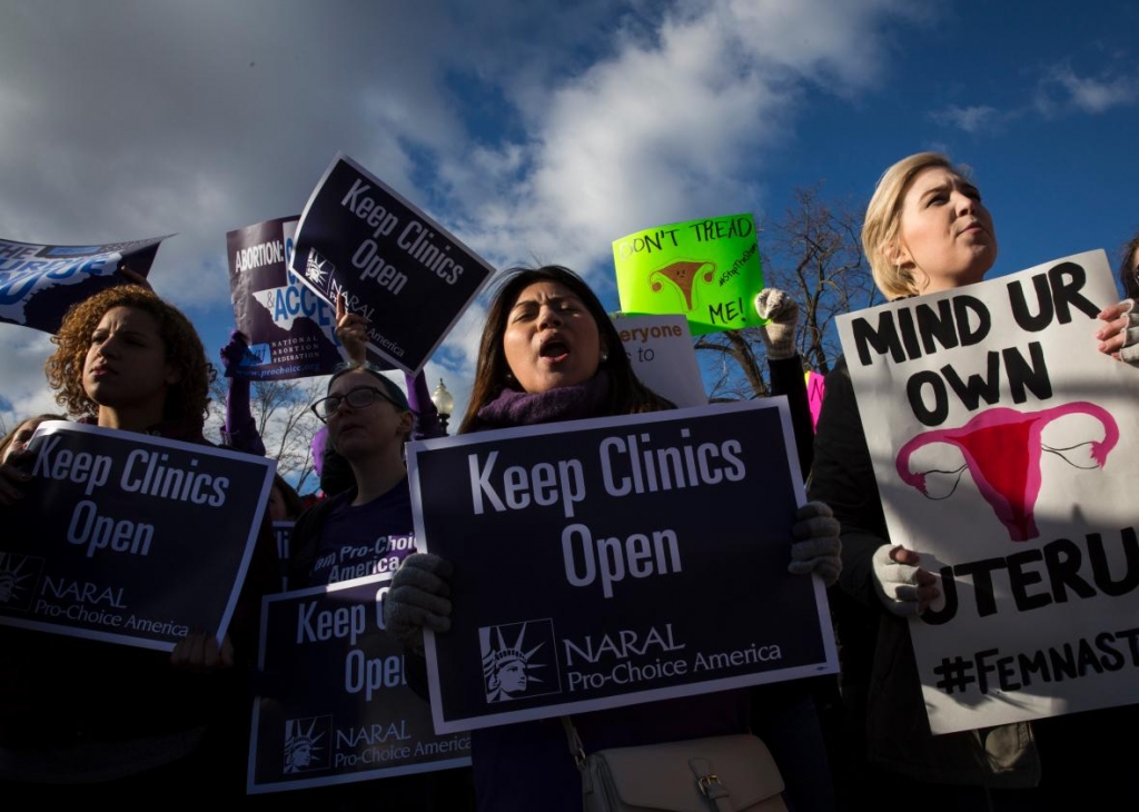 513334704-pro-choice-advocates-rally-outside-of-the-supreme-court