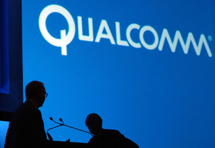 Apple sues Qualcomm