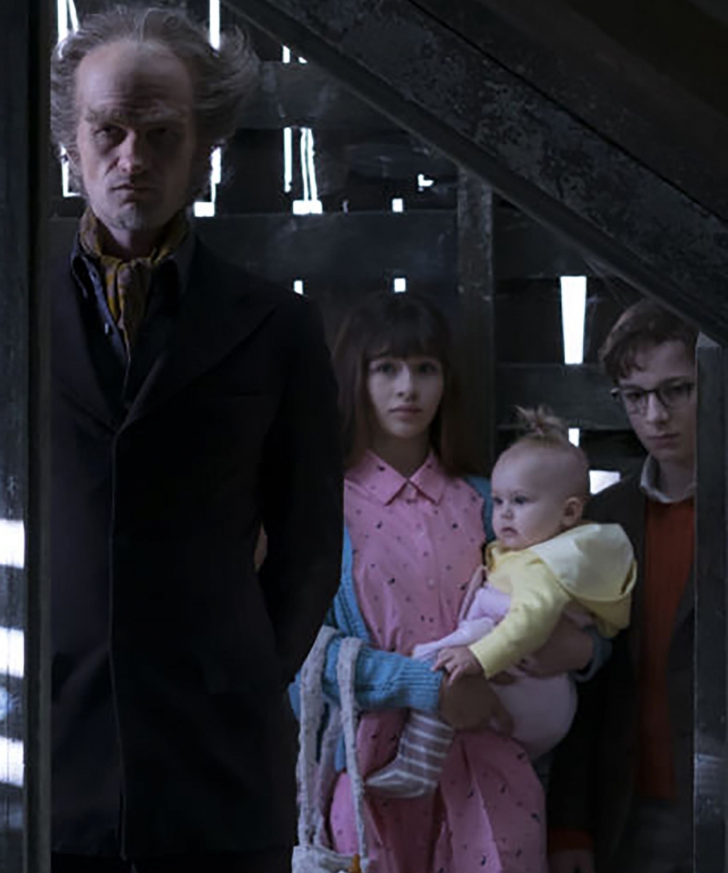 Netflix's A Series of Unfortunate Events Review