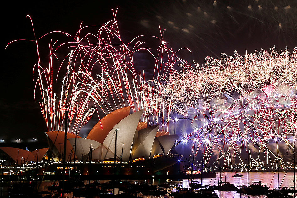 Bowie and Prince to be remembered with huge, streamable NYE fireworks