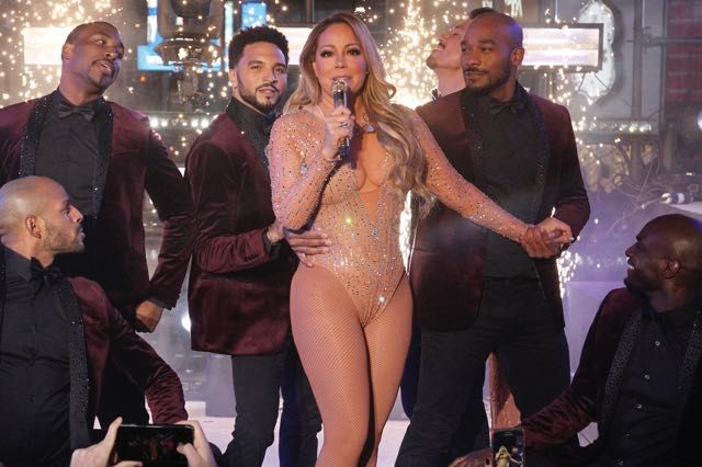 MariahCarey_NewYearsEve_Breakdown