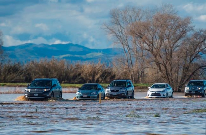 SEE IT: San Jose firefighters work to rescue 20 homeless people trapped on golf course following massive flooding