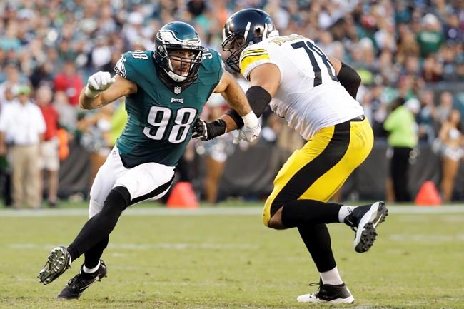 Philadelphia Eagles defensive end Connor Barwin gets around Pittsburgh Steelers tackle Alejandro Villanueva during the second half of an NFL football game in Philadelphia. The Eagles released Barwin