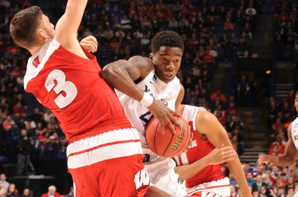 Men's basektball: Badgers face difficult test in preparation for the big dance