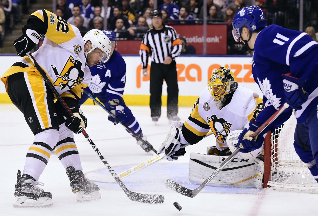 Lightning wins, waits, watches to see if playoffs are possible