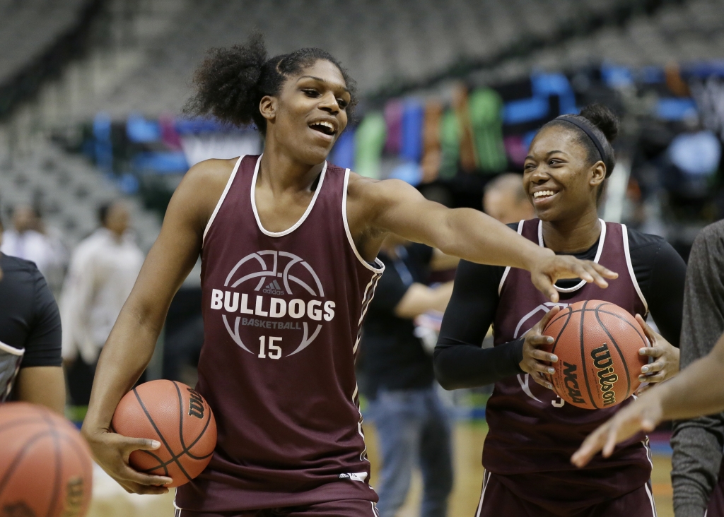 Coaches on display as South Carolina faces Stanford (Mar 29, 2017)