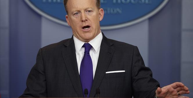 Spicer Asks Press Corps Why They're Arguing Over Dates Not Substance in Investigations