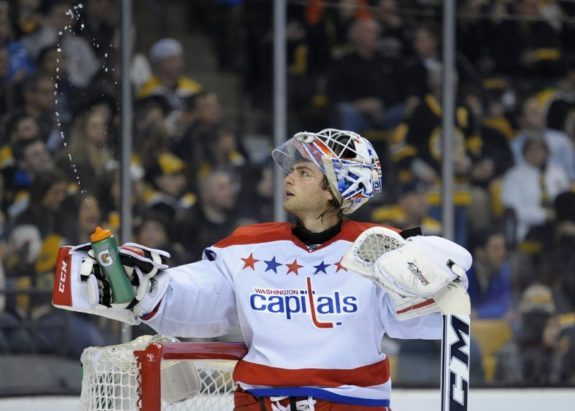 Crosby scores twice, Bonino has winner as Pens beat Caps