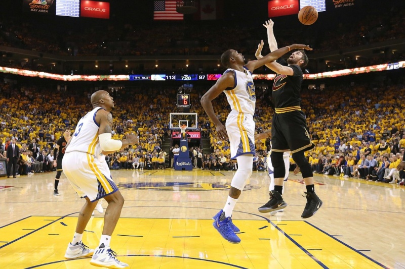 Warriors proving to be a riddle too difficult for Cavaliers to solve