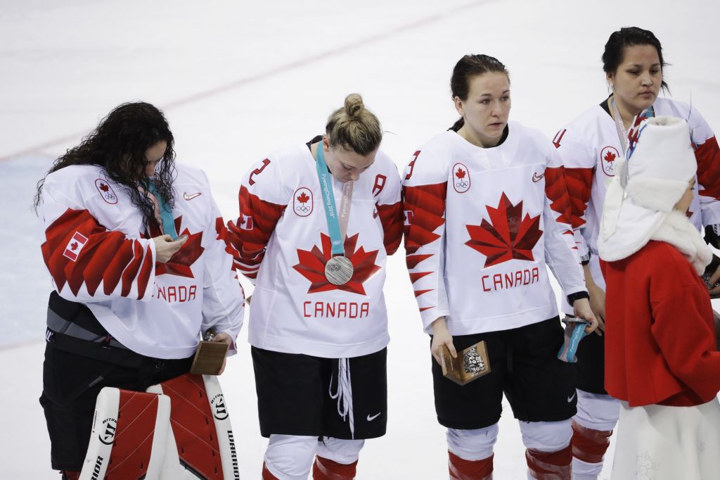 USA, Canada wrap up women's hockey gold medal game