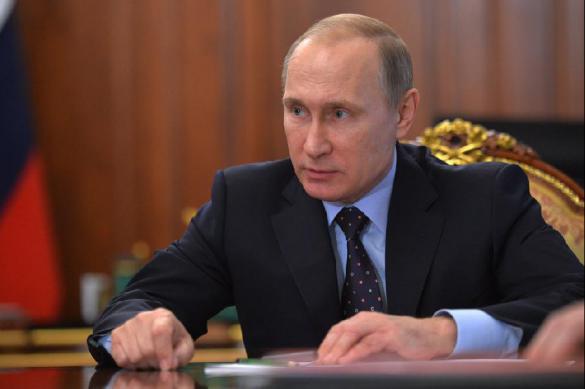 Putin cancels all public meetings