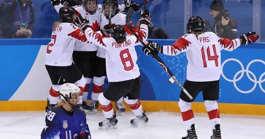 Canadian Women's Hockey Team Suffers A Heartbreaking Loss To The U.S. While You Were Sleeping featured image