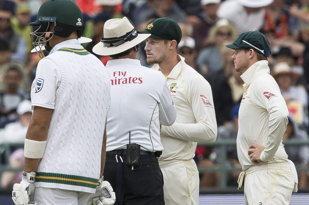 BALL TAMPERING: Smith confesses, Bancroft charged