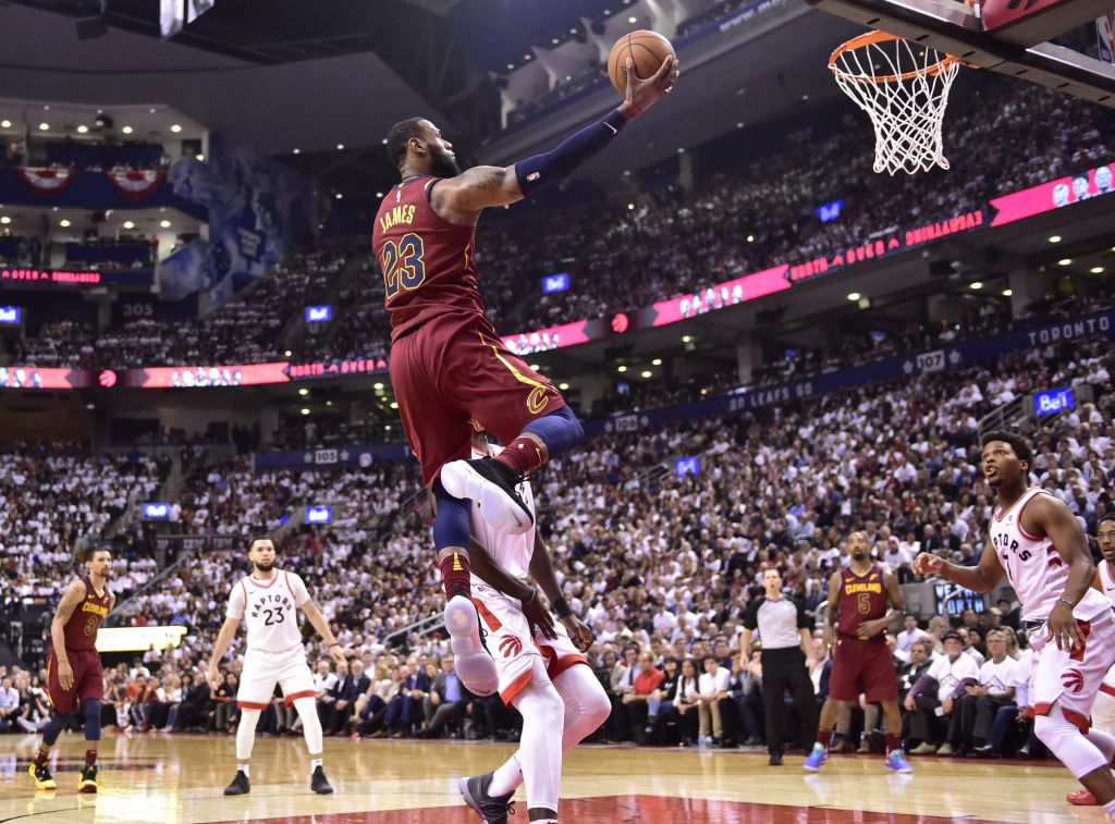 Cleveland Cavaliers forward Le Bron James shoots against the Toronto Raptors during second half NBA playoff basketball action in Toronto on Thursday