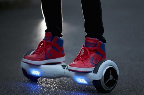 Amazon stops selling hoverboards over safety fears