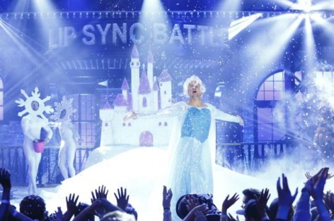 Channing Tatum Dresses as Frozen’s Elsa for ‘Lip Sync Battle’!