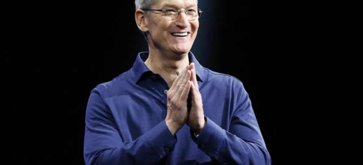 Apple paid CEO Tim Cook $10.3 mln in 2015