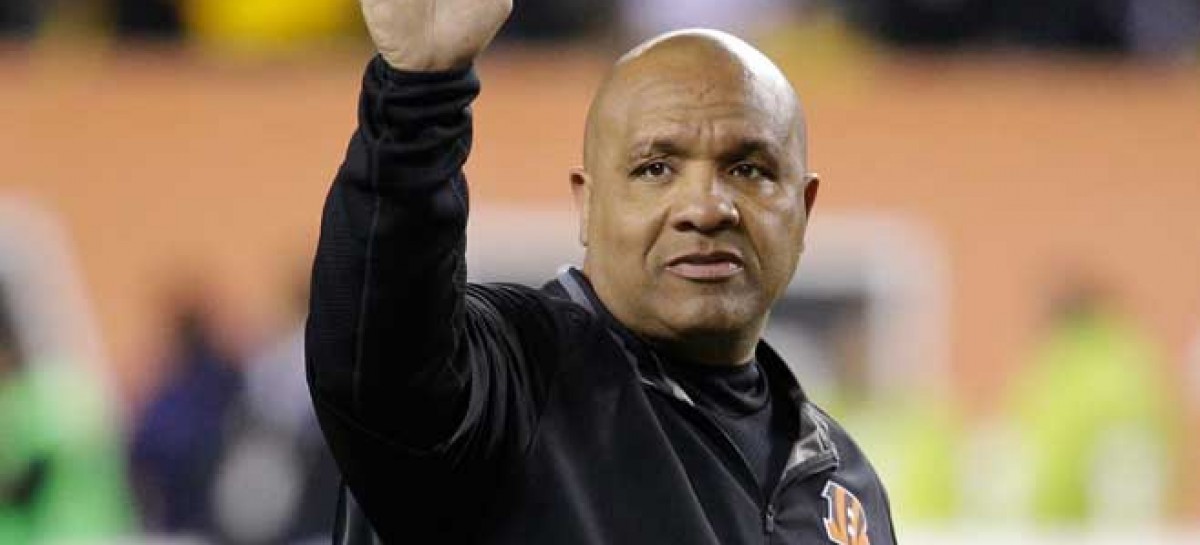 Bengals’ Hue Jackson interviews for 49ers coach