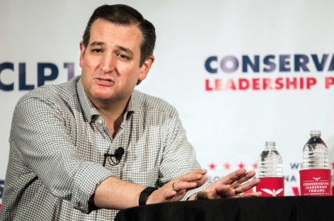 Cruz supporters boo Trump at conservative gathering